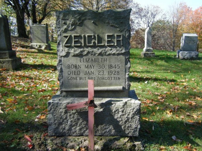 Zeigler Elizabeth Duerr grave Ruslin Hills Cemetery Dover Ohio